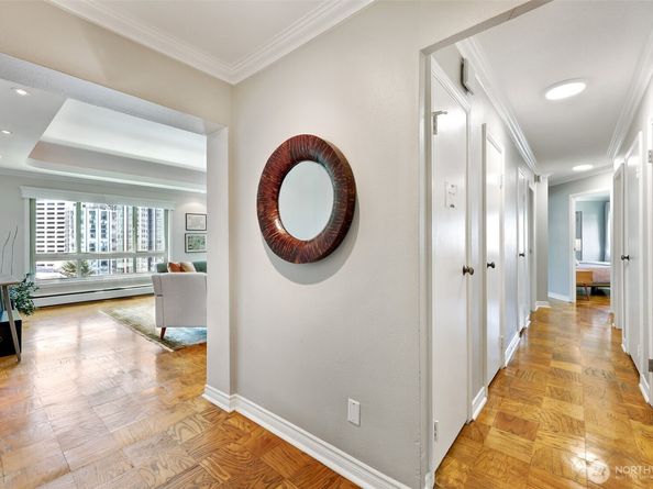 1400 Hubbell Place PH110, Seattle WA 98101