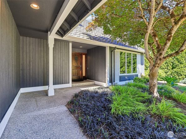 14302 NE 61 Street, Redmond WA 98052