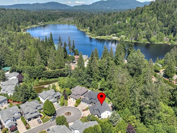 17337 SE 185th Place, Renton WA 98058