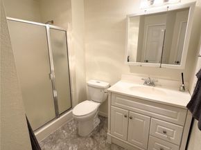12510 NE 117th Place B3, Kirkland WA 98034