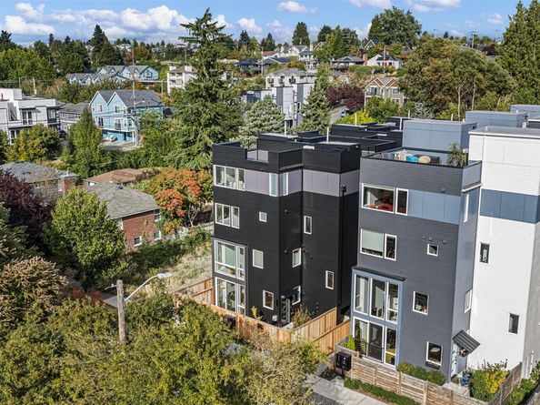 6318 41st Avenue SW 1A, Seattle WA 98136