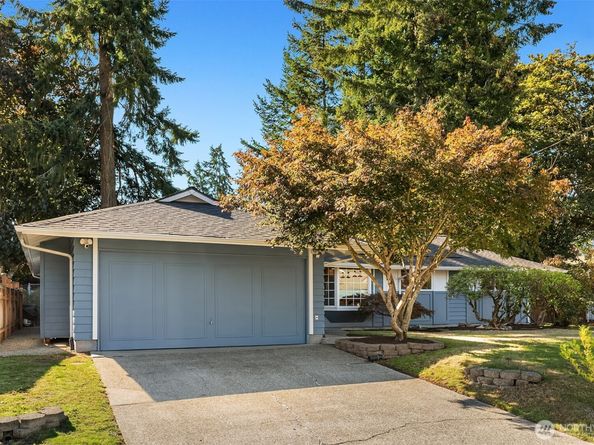 3917 NE 11th Place, Renton WA 98056