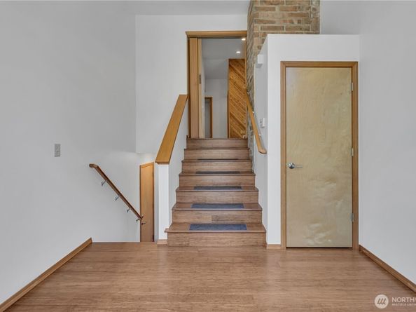 4038 169th Avenue SE, Bellevue WA 98008