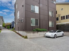 738 D N 95th, Seattle WA 98103