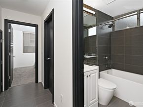 738 D N 95th, Seattle WA 98103