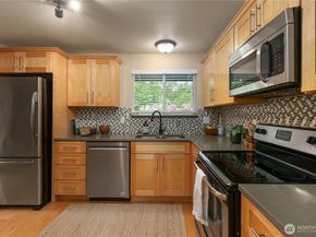 22232 4th Place W, Bothell WA 98021