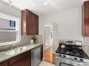 8111 10th Avenue S, Seattle WA 98108