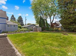 8111 10th Avenue S, Seattle WA 98108