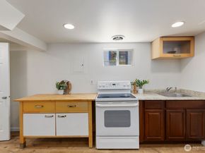 8111 10th Avenue S, Seattle WA 98108