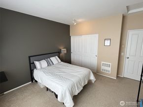 746 241st Lane SE K6, Sammamish WA 98074