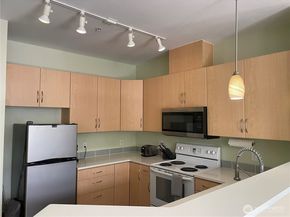 746 241st Lane SE K6, Sammamish WA 98074