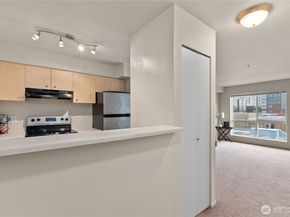 2818 Grand Avenue B401, Everett WA 98201