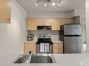 2818 Grand Avenue B401, Everett WA 98201