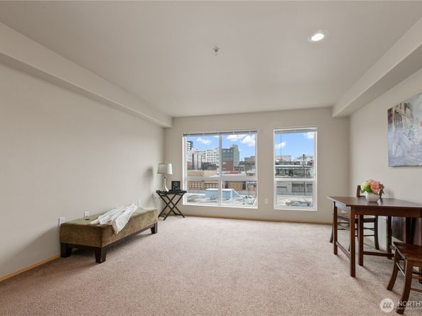 2818 Grand Avenue B401, Everett WA 98201