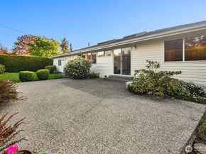 928 Mountain Lane, Edmonds WA 98020
