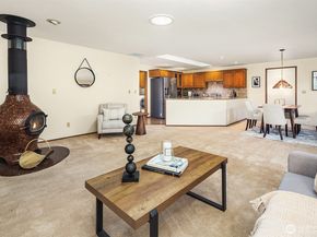 928 Mountain Lane, Edmonds WA 98020
