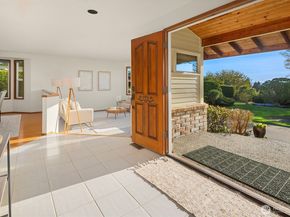 928 Mountain Lane, Edmonds WA 98020