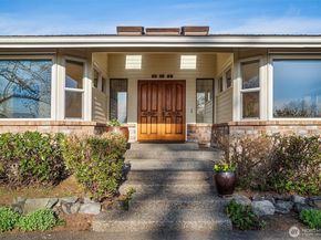 928 Mountain Lane, Edmonds WA 98020