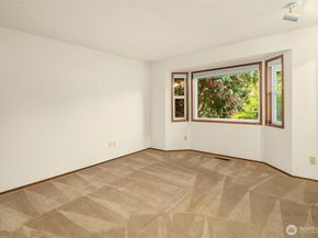 928 Mountain Lane, Edmonds WA 98020