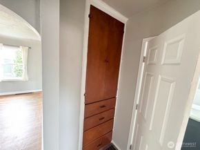 215 J Street SE, Auburn WA 98002