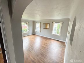 215 J Street SE, Auburn WA 98002