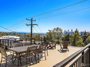 1902 Bigelow Avenue N 403, Seattle WA 98109