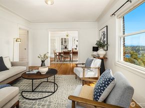1902 Bigelow Avenue N 403, Seattle WA 98109