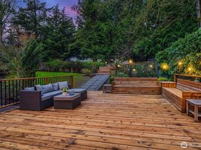 1817 220th Place NE, Sammamish WA 98074