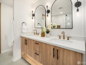 1817 220th Place NE, Sammamish WA 98074