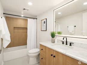 1817 220th Place NE, Sammamish WA 98074