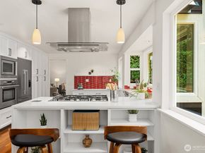 1817 220th Place NE, Sammamish WA 98074
