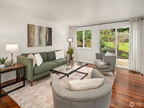 1817 220th Place NE, Sammamish WA 98074