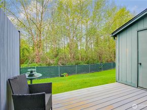 1040 S 320th Street 10D, Federal Way WA 98003