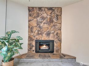 1040 S 320th Street 10D, Federal Way WA 98003
