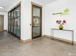 4547 8th Avenue NE, Seattle WA 98105