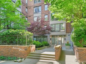 4547 8th Avenue NE, Seattle WA 98105