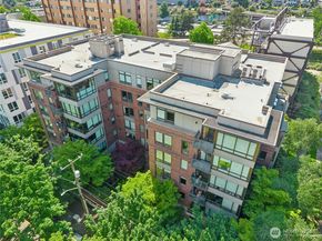 4547 8th Avenue NE, Seattle WA 98105