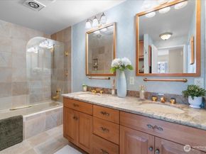 414 Lakeside Avenue S 13, Seattle WA 98144