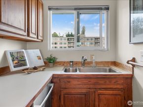 414 Lakeside Avenue S 13, Seattle WA 98144