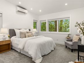 10003 Manitou Beach Drive NE, Bainbridge Island WA 98110