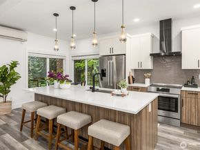 10003 Manitou Beach Drive NE, Bainbridge Island WA 98110