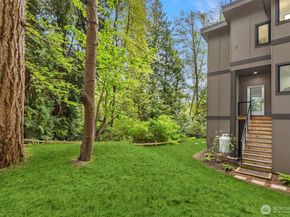 10003 Manitou Beach Drive NE, Bainbridge Island WA 98110