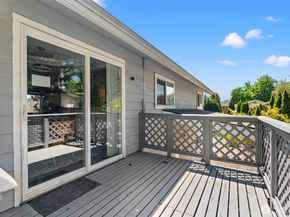 12026 NE 99th Lane, Kirkland WA 98033