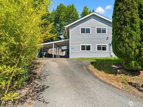 12026 NE 99th Lane, Kirkland WA 98033