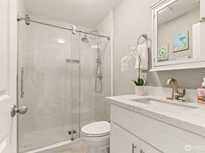 12026 NE 99th Lane, Kirkland WA 98033