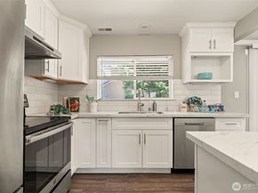 12026 NE 99th Lane, Kirkland WA 98033