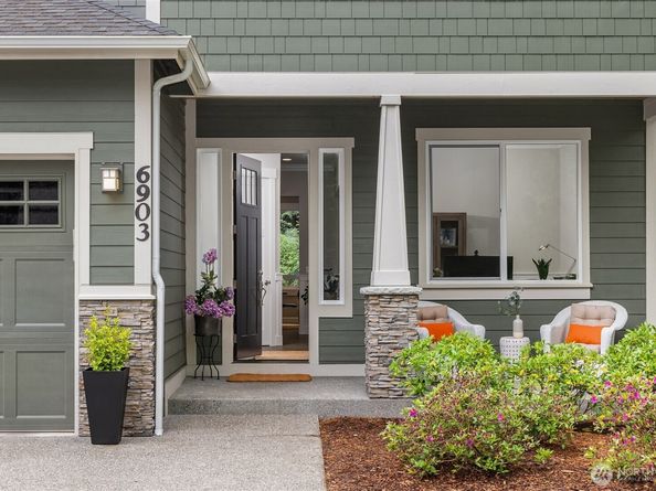 6903 NE New Brooklyn Road, Bainbridge Island WA 98110