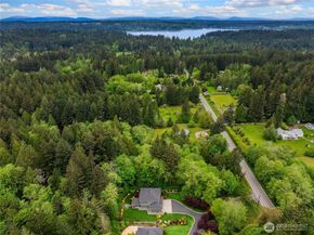 6903 NE New Brooklyn Road, Bainbridge Island WA 98110
