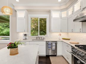 6903 NE New Brooklyn Road, Bainbridge Island WA 98110
