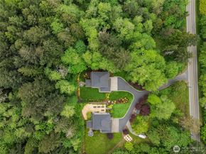 6903 NE New Brooklyn Road, Bainbridge Island WA 98110